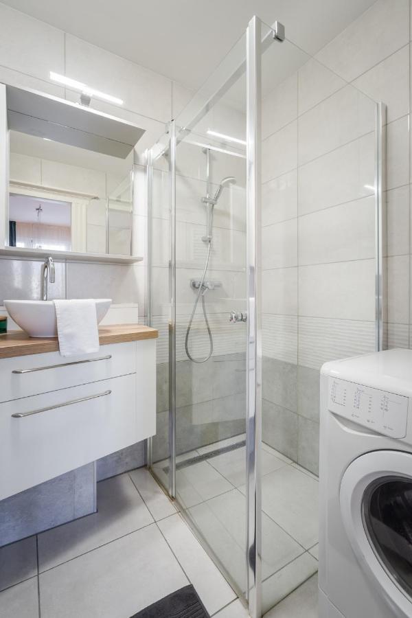 Bpr Blue Paradise Apartment With A/C 부다페스트 외부 사진